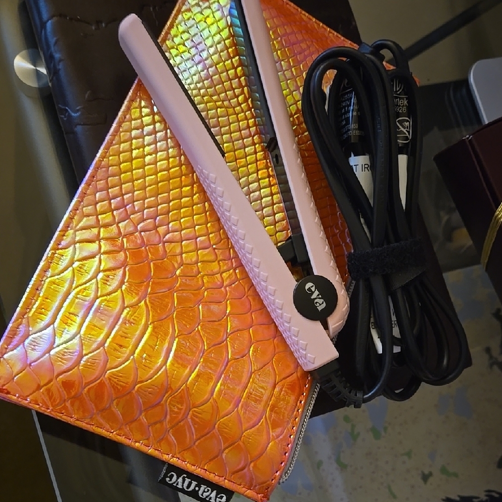 Eva NYC Pink Hair Straightener with Iridescent Case